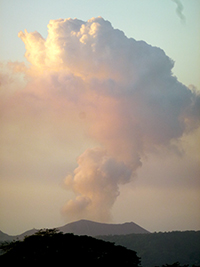 Mt Yasur in the morning on a clear morning, can be a spectacular sight.